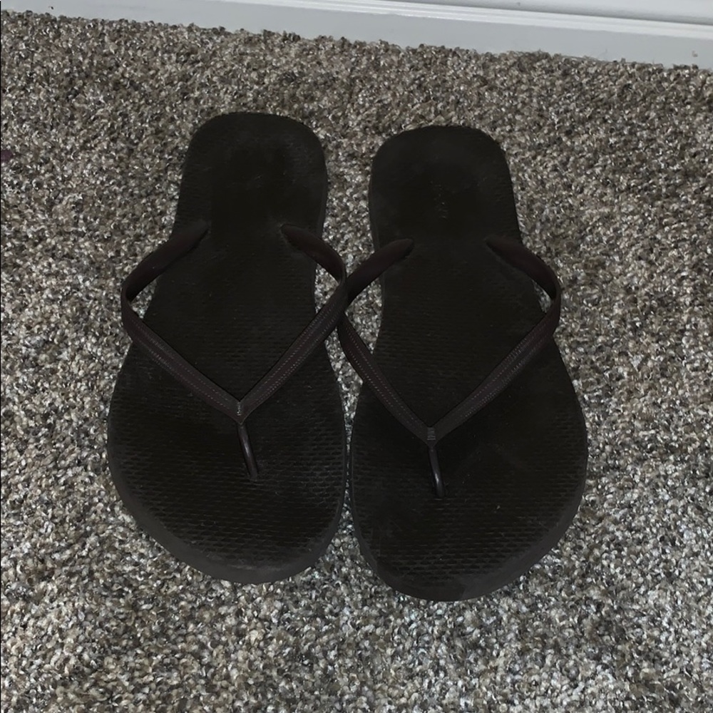 Old Navy Flip Flops